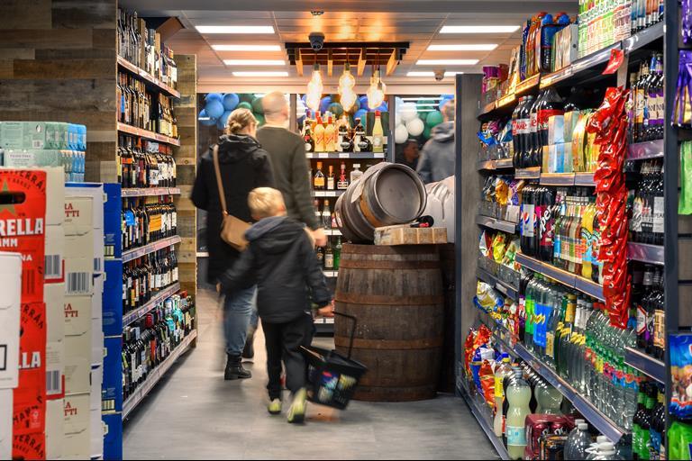 Bestway opens first Costcutter hybrid with Wine Rack in Guildford